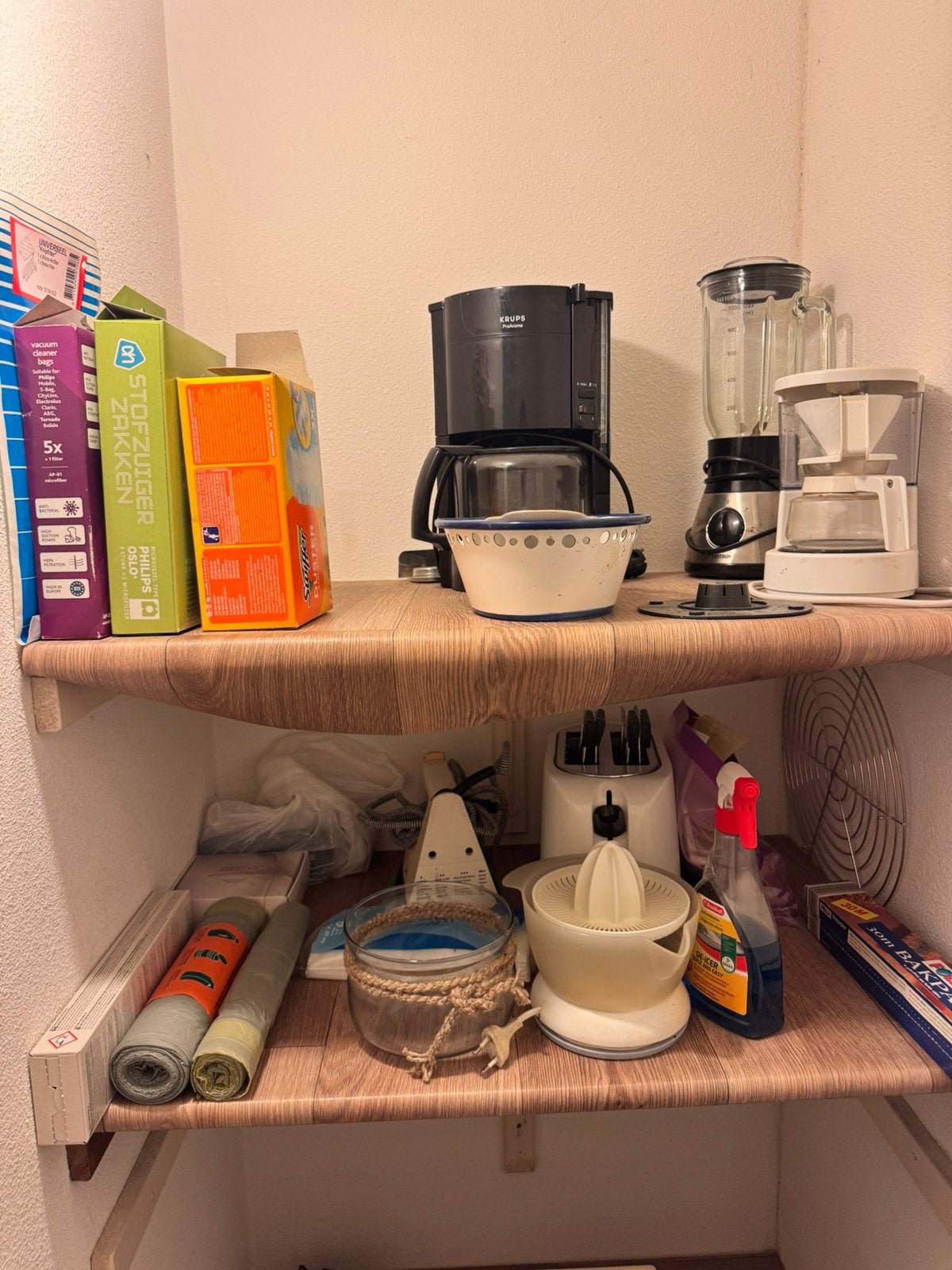 Gratis af te halen: gedeeltelijke inboedel, Huis en Inrichting, Keuken | Potten en Pannen, Ophalen, Gebruikt, Rvs