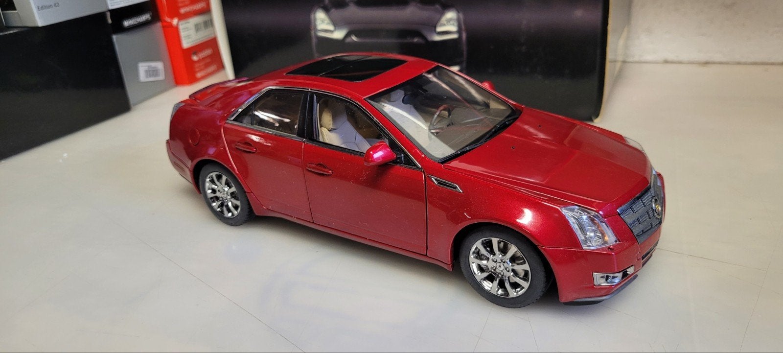 Kyosho Cadillac CTS, Hobby en Vrije tijd, Modelauto's | 1:18, Ophalen of Verzenden, Zo goed als nieuw, Auto, Kyosho
