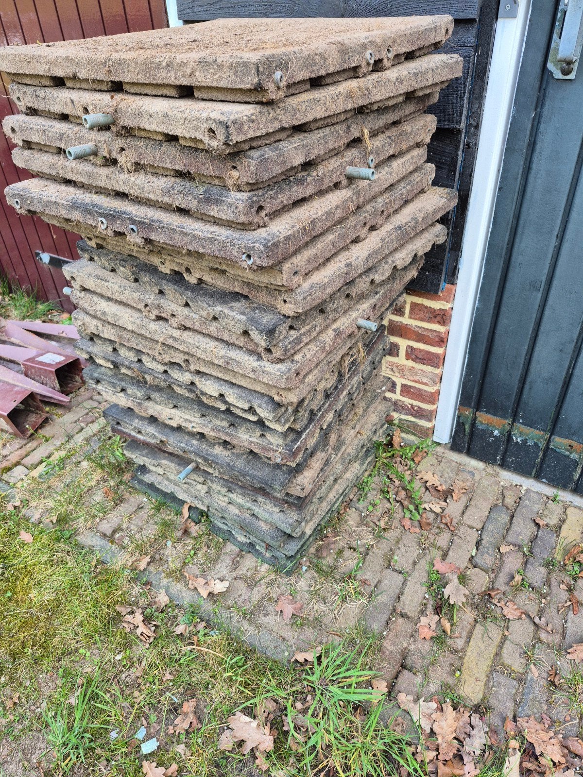 Ruim 7.5 m² Rubberen tegels, Ophalen, Gebruikt, Overige typen, Rubber