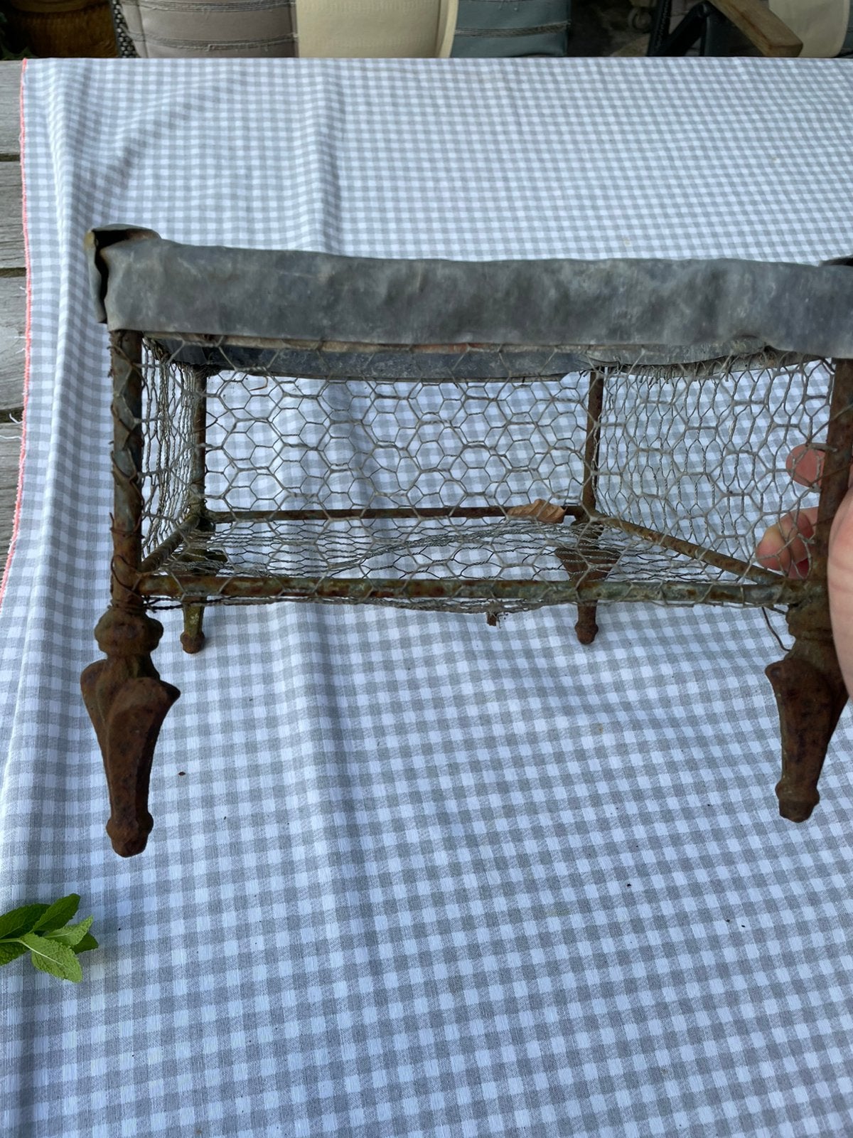 Brocante ijzer/gaas bloembakje, Tuin en Terras, Gebruikt, Minder dan 30 cm, Minder dan 60 cm, Vierkant