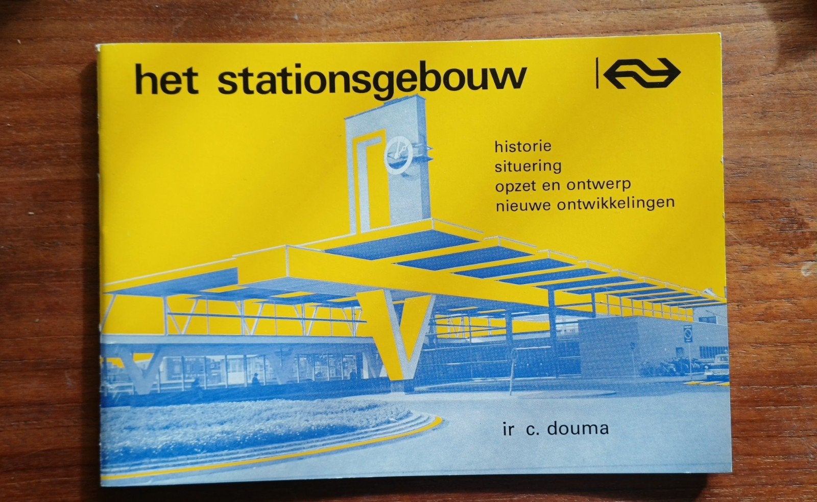 Zeldzaam boekje 'Het Stationsgebouw' - Spoorwegarchitectuur, Verzamelen, Ophalen