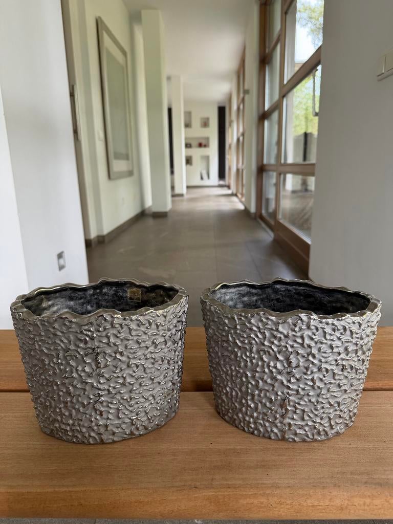 Set van 2 'Des Pots' bloempotten, zilverkleurig, Overige materialen, Overige kleuren, Ophalen of Verzenden, Zo goed als nieuw
