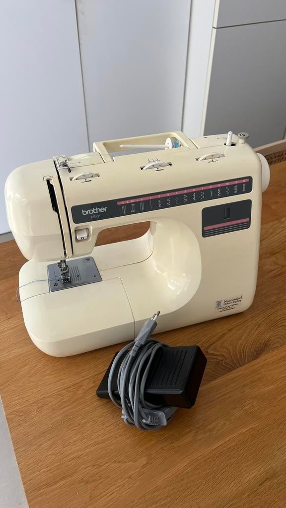 Naaimachine Brother PS-31 | Sewing Machine, Hobby en Vrije tijd, Naaimachines en Toebehoren, Ophalen, Zo goed als nieuw, Naaimachine