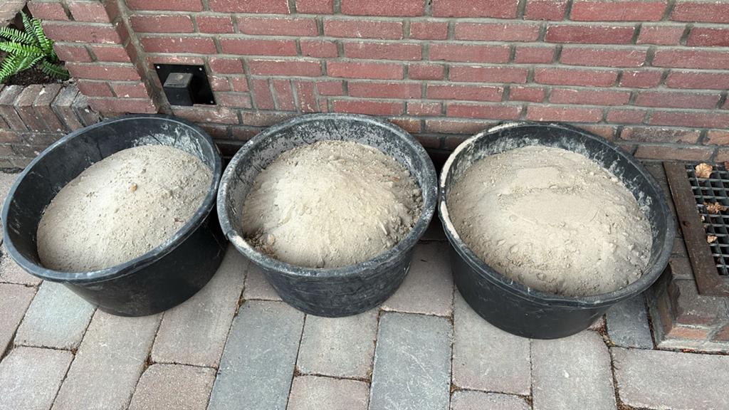 3 kuipen speelzand gratis af te halen, Ophalen, Gebruikt
