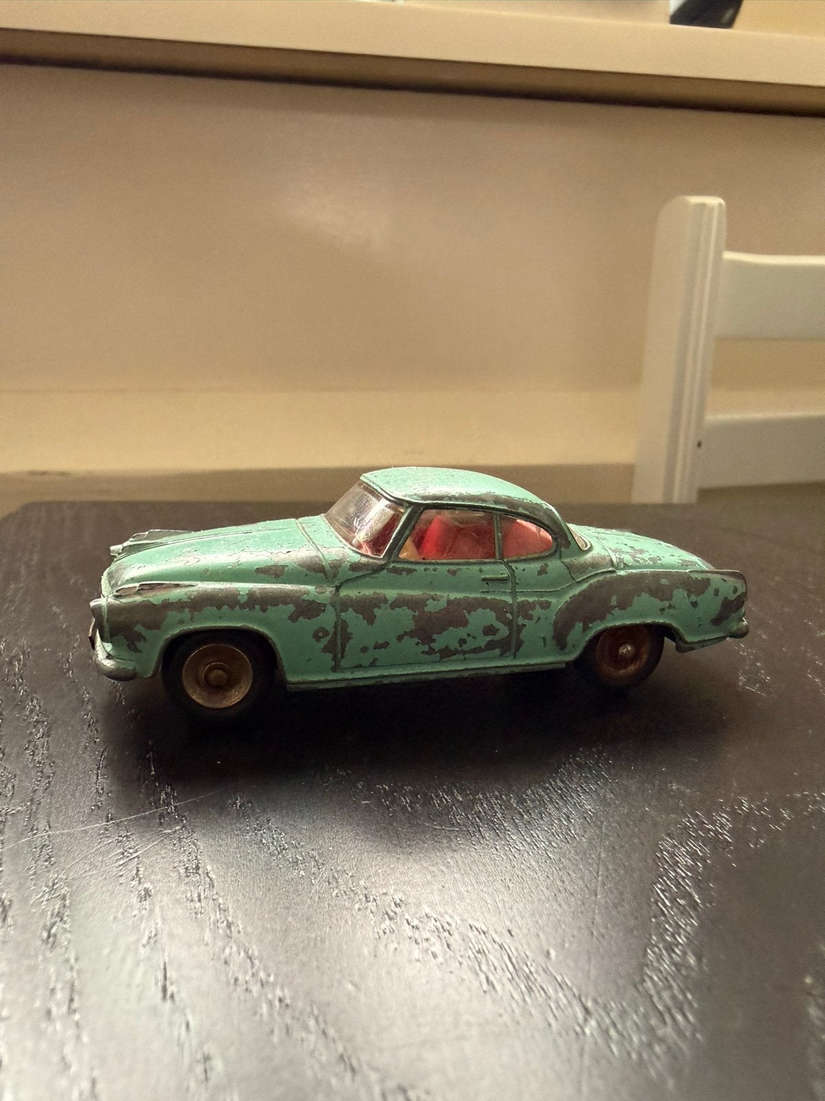 Dinky Toys 549 Borgward Isabella - Volledig origineel, Ophalen of Verzenden, Gebruikt