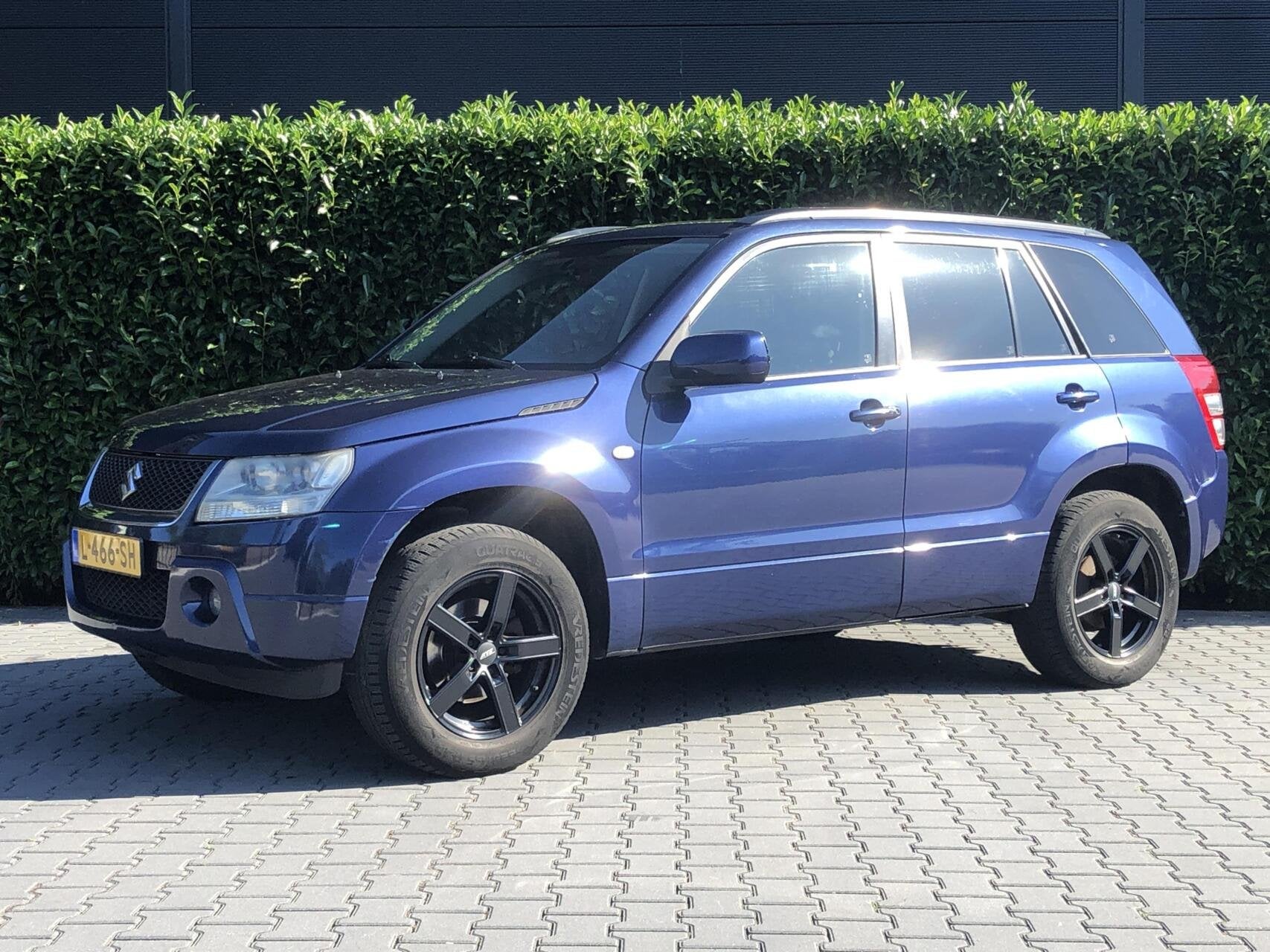 Suzuki Grand Vitara 2.0-16V High Executive AUTOMAAT, ECC-AIR, Auto's, Suzuki, Automaat, Stof, Zwart, 4 cilinders