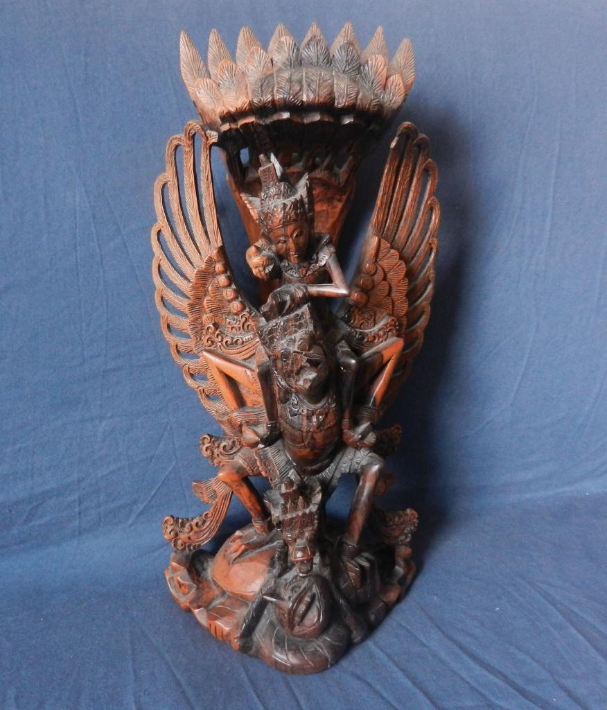Groot houten snijwerk Vishnu op Garuda Bali Indonesie h 40,4, Overige onderwerpen, Ophalen of Verzenden, Handgemaakt, 20 - 50 cm