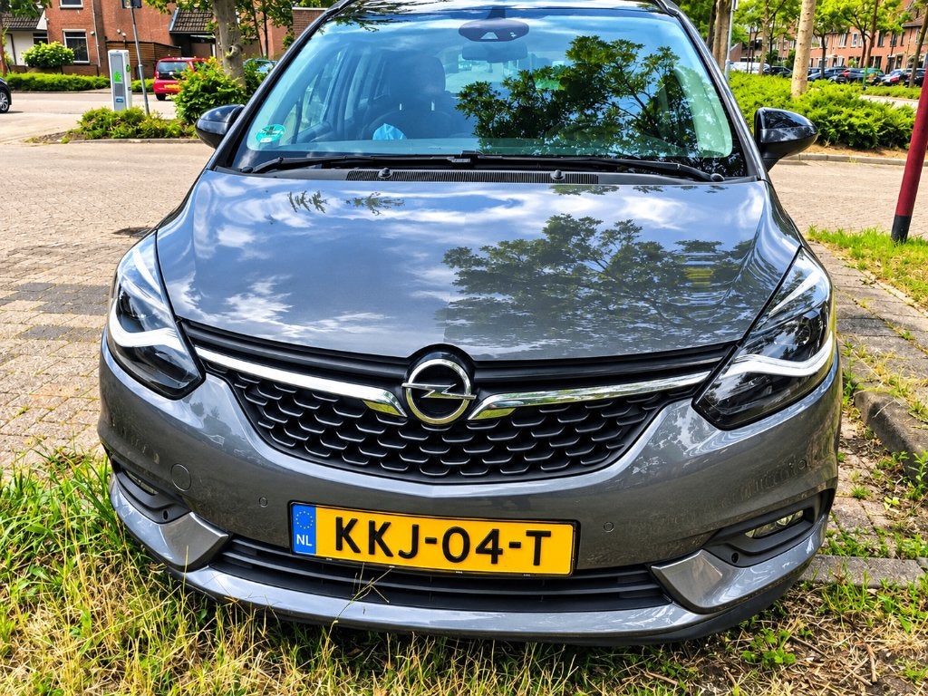 Opel Zafira 1.6 Ecoflex 136pk 2019 Grijs, Euro 6, 4 cilinders, Koplamp volledig LED, 1564 kg