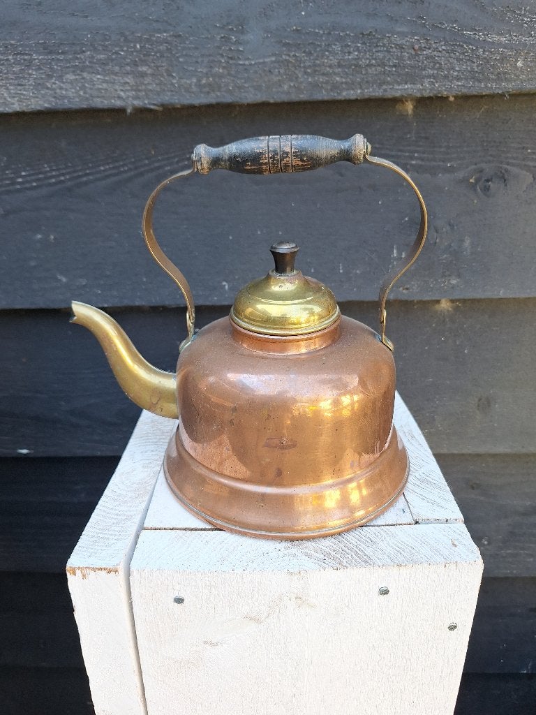 Koperen rood ketel groot, Ophalen, Koper