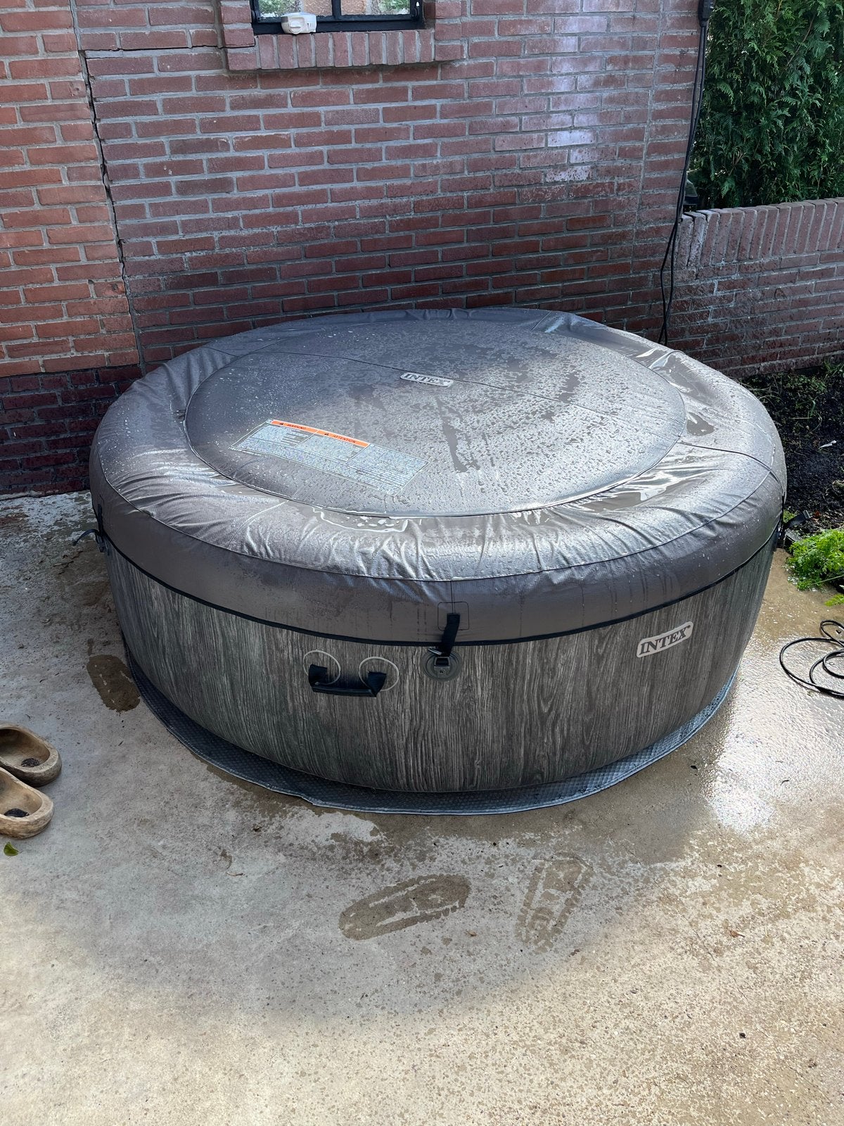 Zo goed als nieuwe Intex PureSpa met verlichting en bubbels, Ophalen, Zo goed als nieuw, Filter, Opblaasbaar