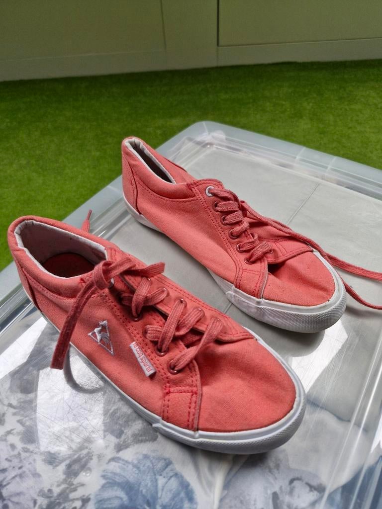 Le Coq Sportif sneakers maat 38 - Koraalrood, Kleding | Dames, Overige kleuren, Ophalen of Verzenden, Le Coq Sportif, Sneakers of Gympen