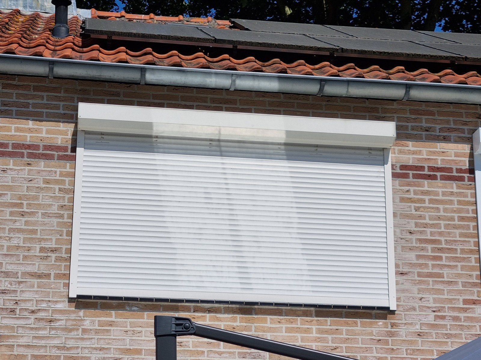 2 grote rolluiken en 1 kleine rolluik, Doe-het-zelf en Verbouw, Rolluiken, Ophalen of Verzenden, Wit