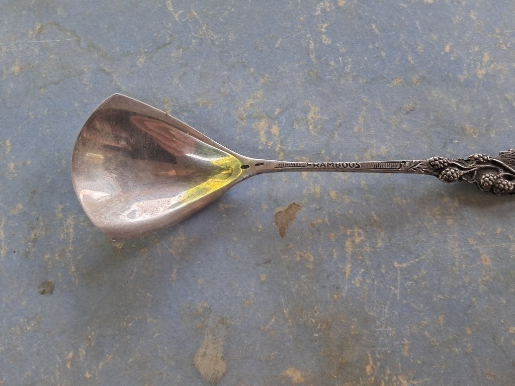 suikerlepel-lengte 13 cm,framboos-zilver- gewicht 17 gram, Antiek en Kunst, Antiek | Goud en Zilver, Ophalen of Verzenden, Zilver