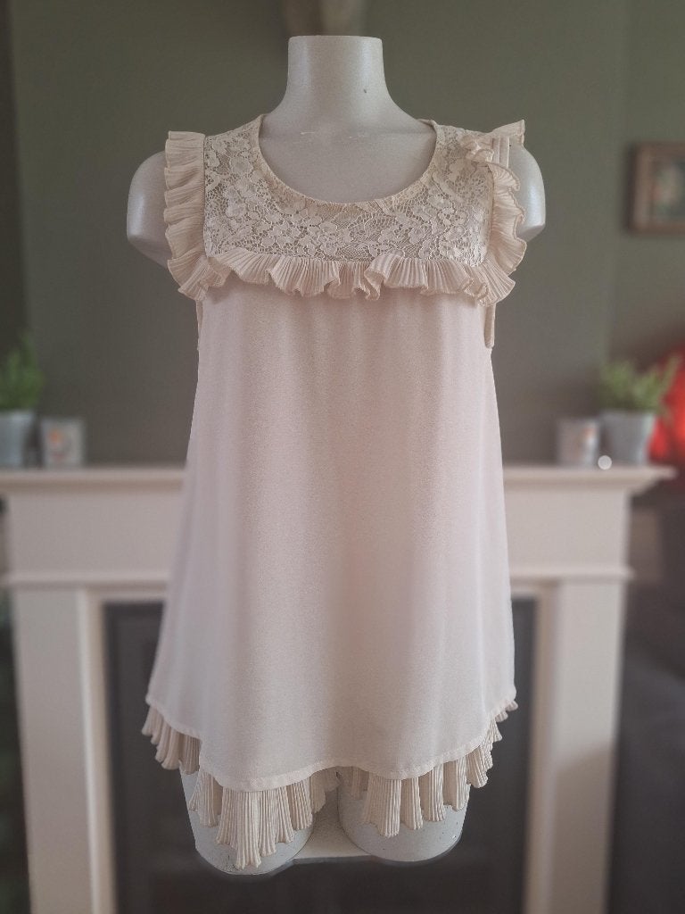Rinascimento beige crème romantische top L, Verzenden, Beige, Zo goed als nieuw, Zonder mouw