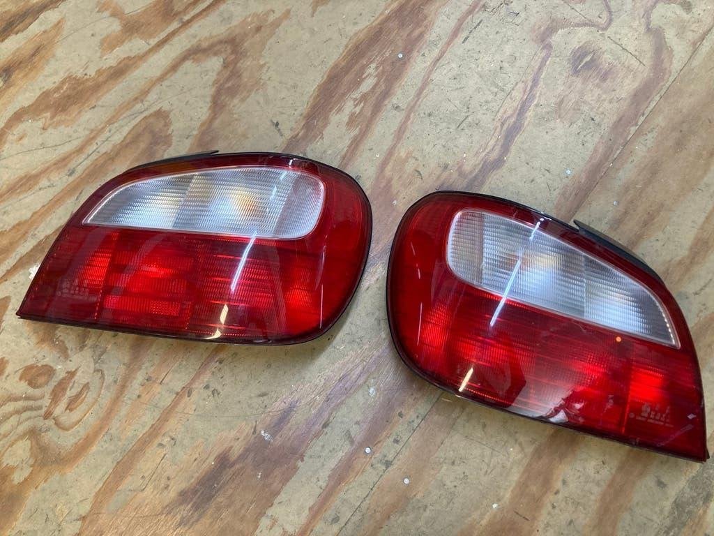Koito 220-20720 voor Subaru, Ophalen of Verzenden, Gebruikt, Subaru