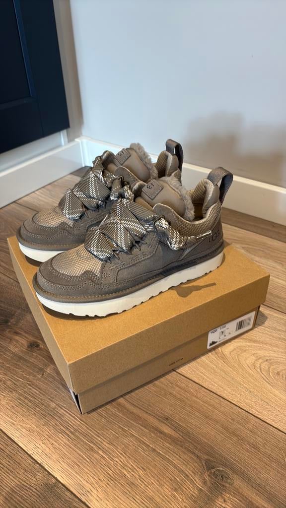 UGG Lowmel Women's maat: 38, Overige kleuren, Nieuw, Ophalen of Verzenden, Sneakers of Gympen