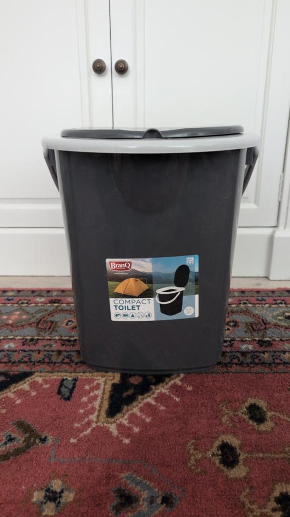 BranQ Compact Toilet - Draagbaar Camping Toilet, Ophalen, Nieuw