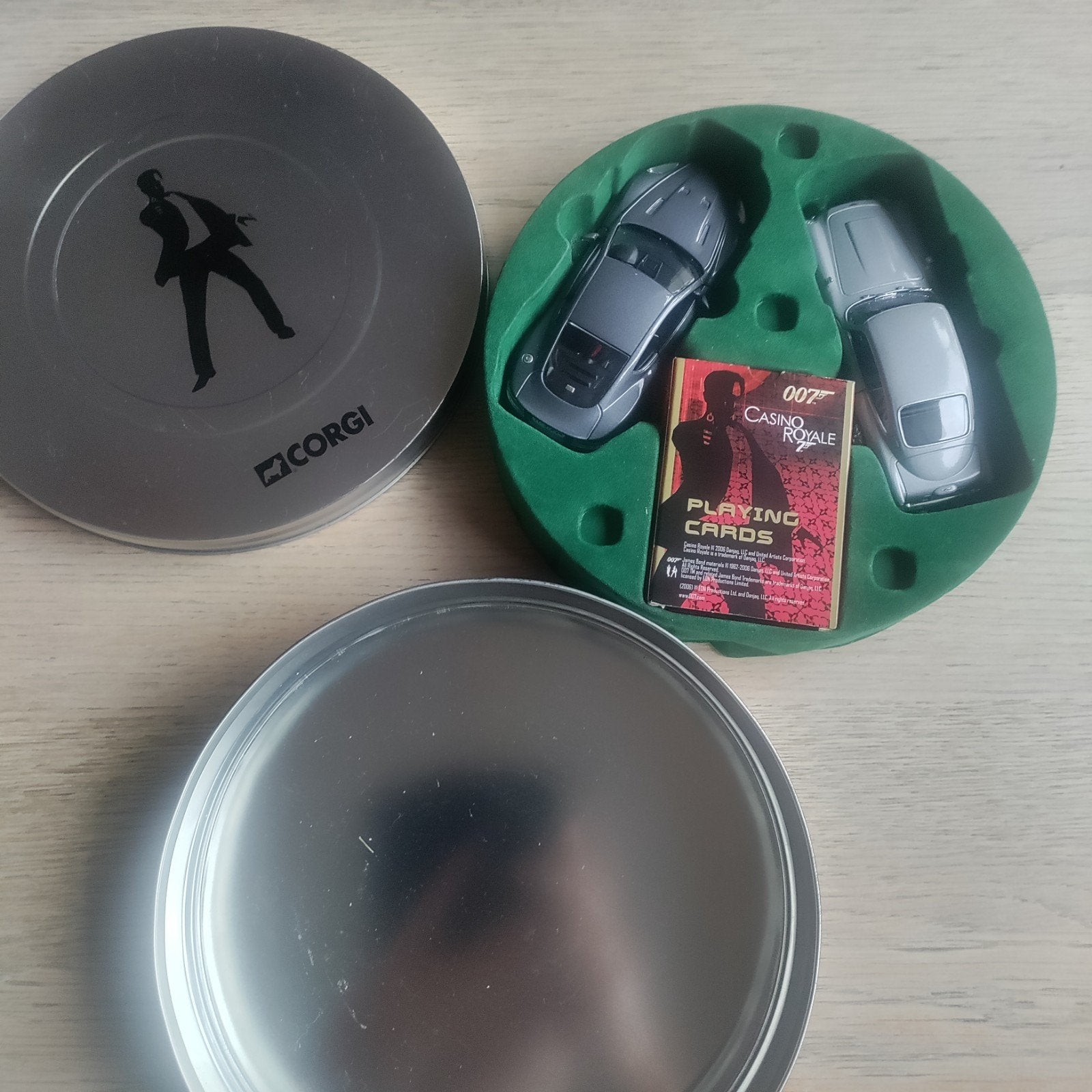 Corgi James Bond Casino Royale set met 2 auto's en kaarten, Ophalen of Verzenden, Zo goed als nieuw, Auto's