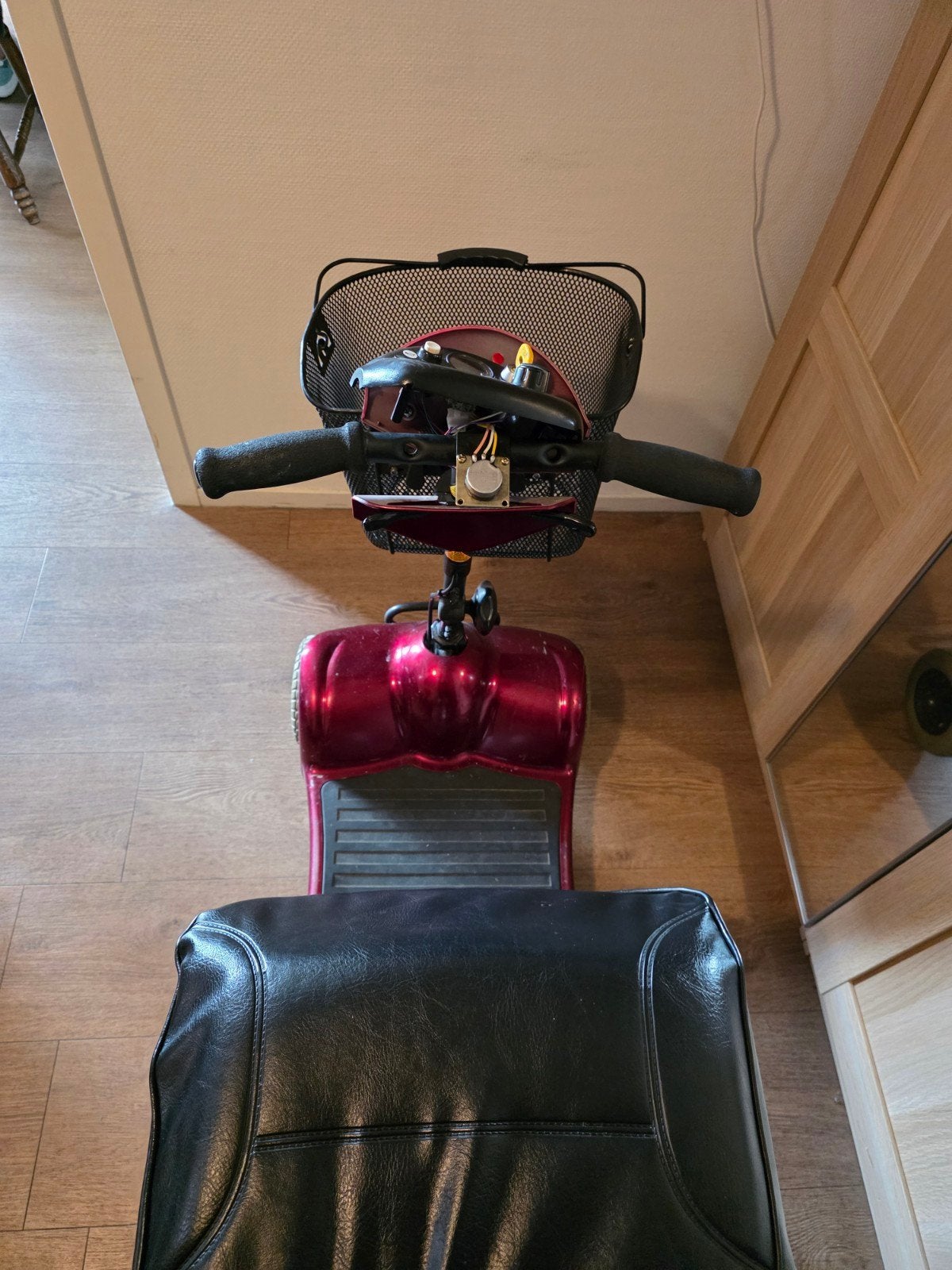 Te koop, compacte scootmobiel practic comfort, Gebruikt, 16 t/m 25 km, 16 km/u of meer, Ophalen