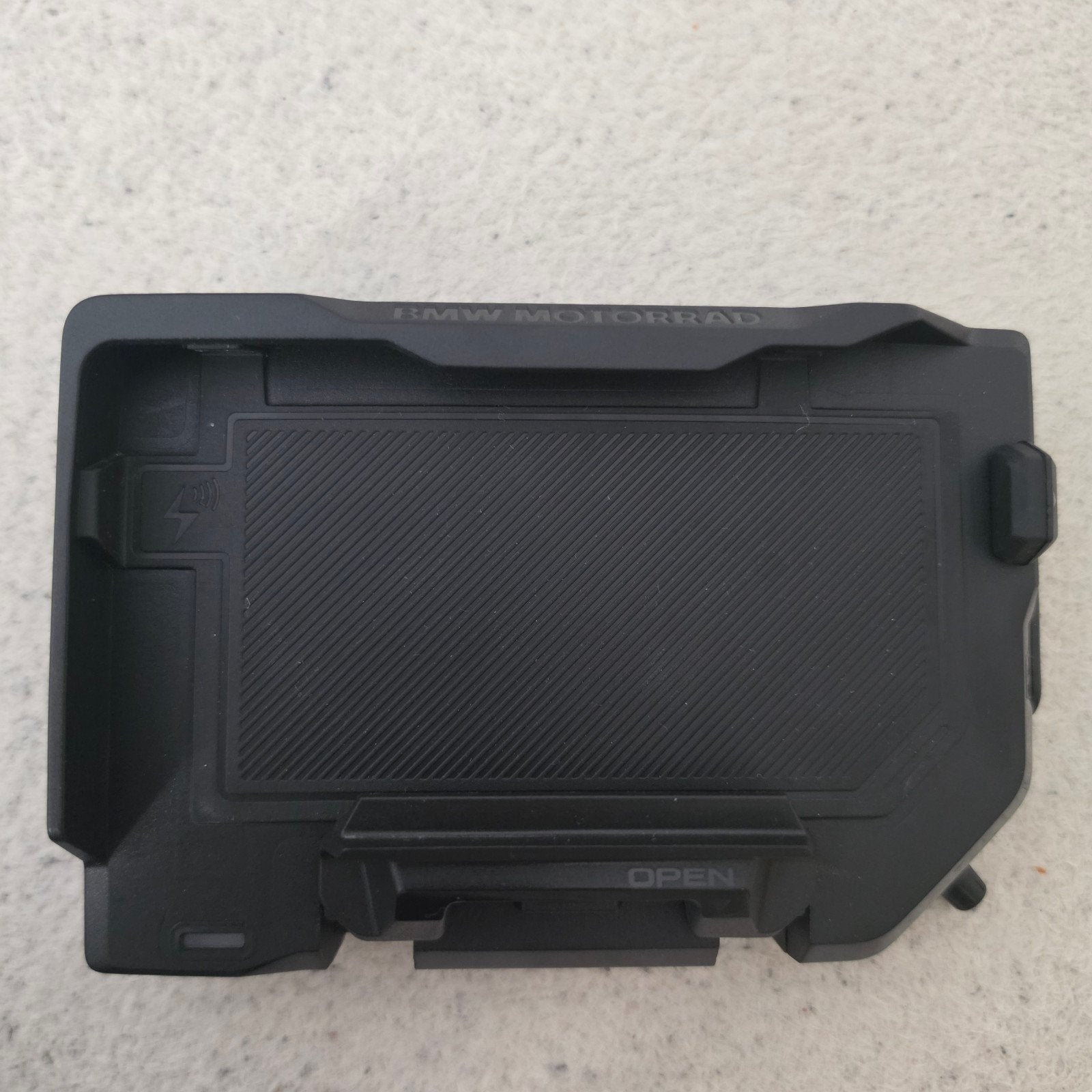 BMW ConnectedRide Cradle, Ophalen