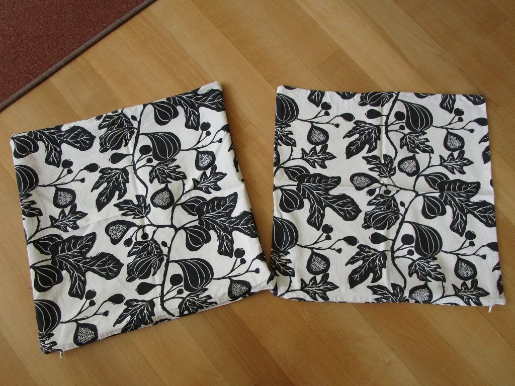 Ikea - twee kussenhoesjes Alpklover - 50 x 50, Huis en Inrichting, Wit, IKEA, Ophalen of Verzenden, Zo goed als nieuw