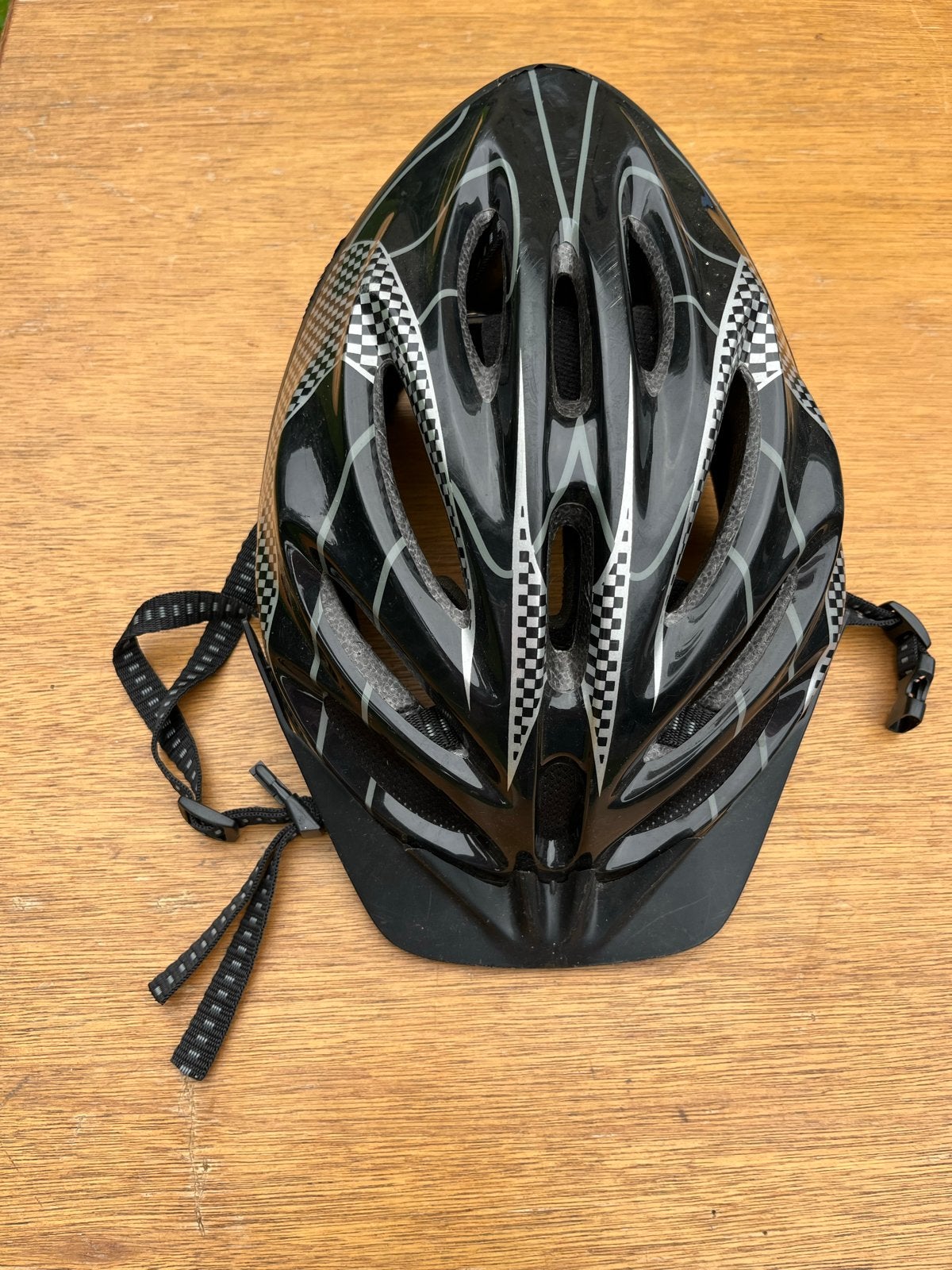Stoere zwarte fietshelm maat M, Ophalen of Verzenden, Gebruikt, M, Heer of Dame