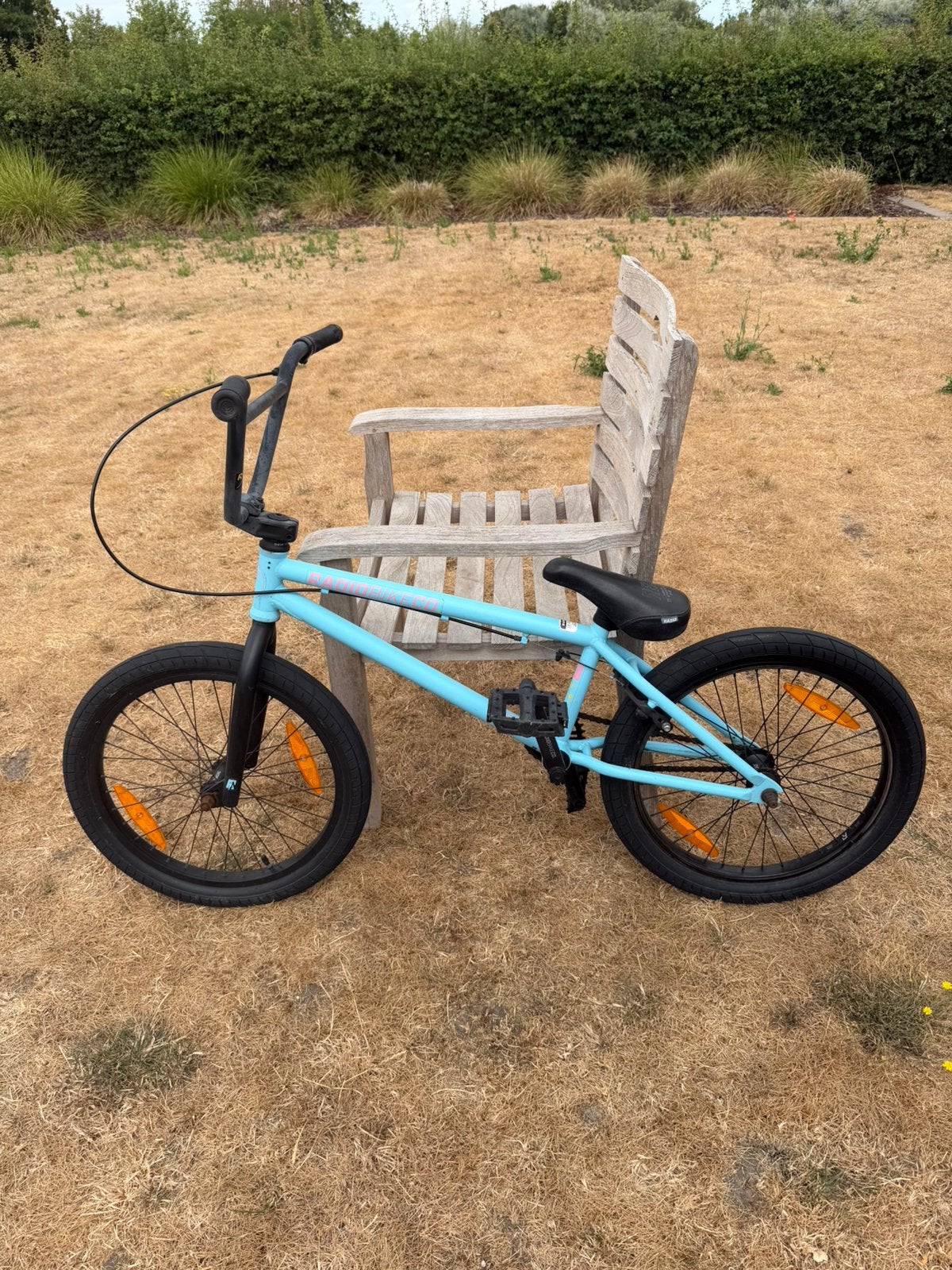 Radio Bikes Dice 20" BMX-Lichtblauw -Nette staat+accessoires, Fietsen en Brommers, Fietsen | Crossfietsen en BMX, Ophalen, Zo goed als nieuw