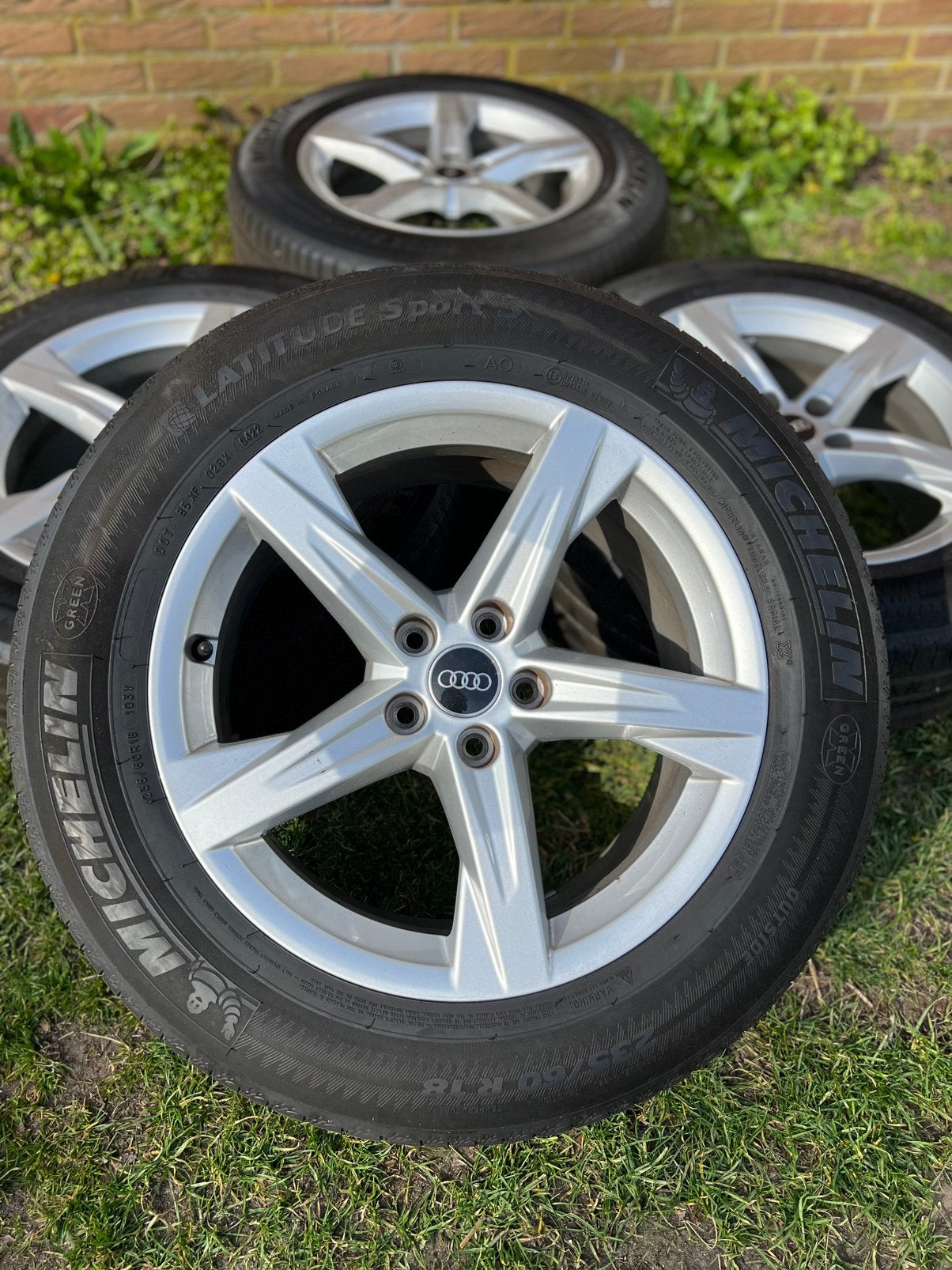 Audi Q3/Q5 velgen 5x112 zomerbanden 235/55/18 en 235/60/18, Auto-onderdelen, Banden en Velgen, Ophalen, 18 inch, Gebruikt, Banden en Velgen