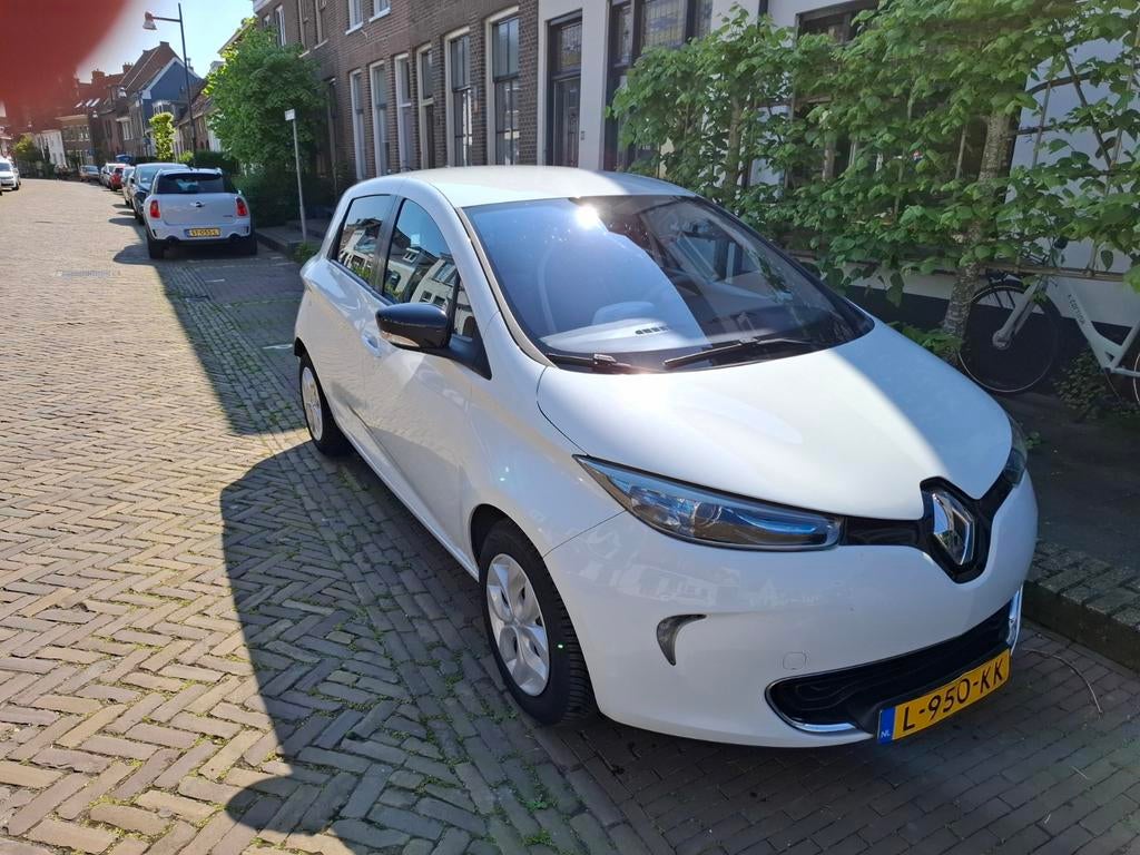 Renault ZOE E 2015 Wit, Auto's, Renault, Particulier, ZOE, Elektrisch, Hatchback, Automaat, Geïmporteerd, Wit, Voorwielaandrijving