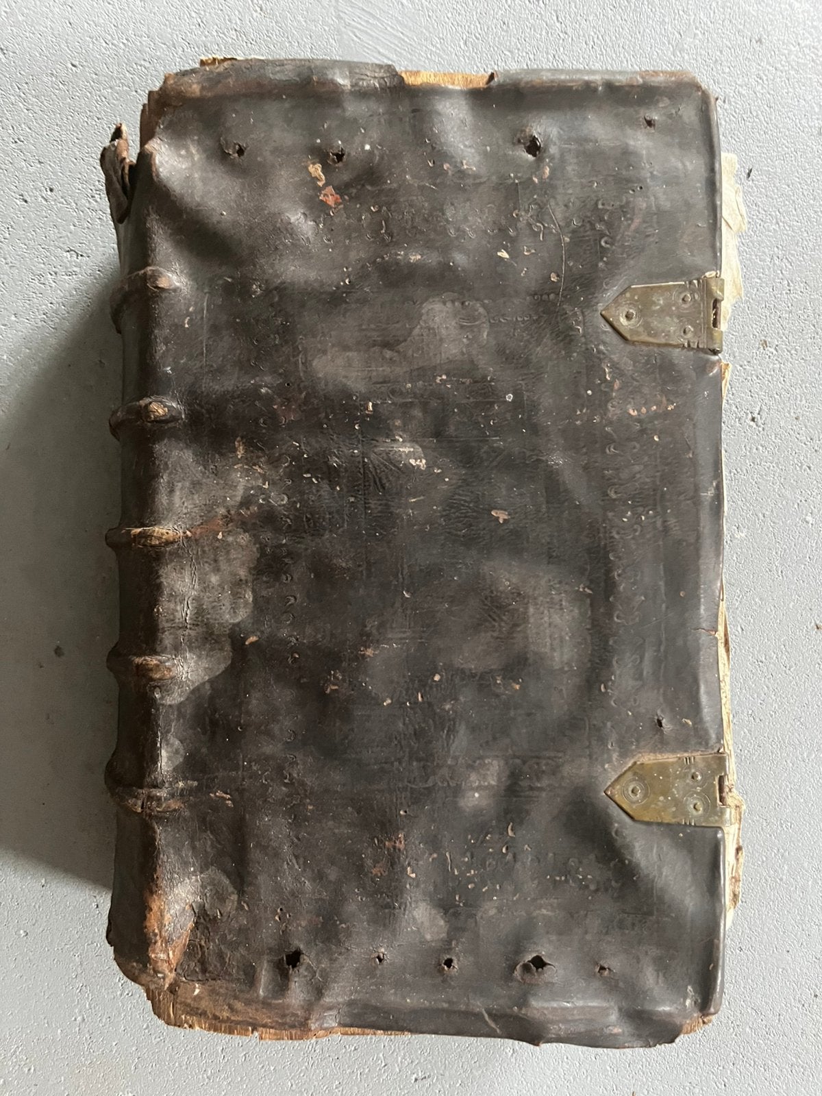 oud antiek boek Ravesteyn Staten Bijbel 1639/1645 Boekband, Ophalen