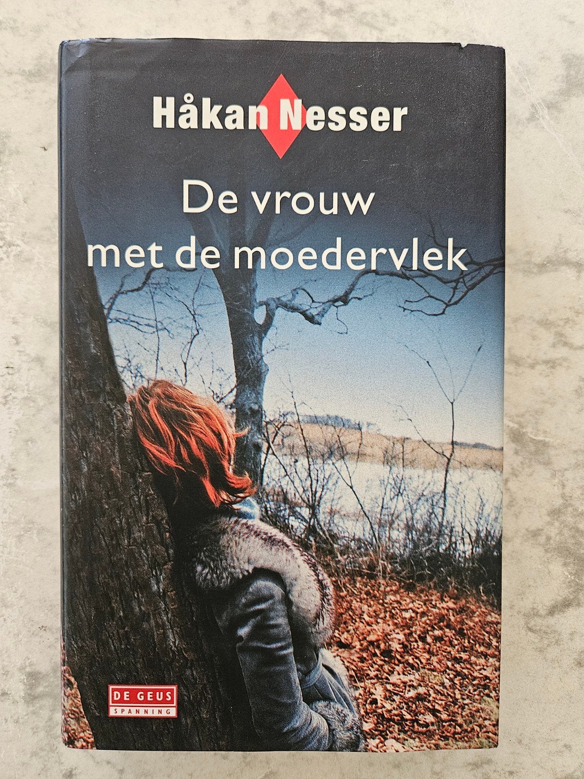 Håkan Nesser - De vrouw met de moedervlek, Boeken, Ophalen of Verzenden, Zo goed als nieuw, Håkan Nesser