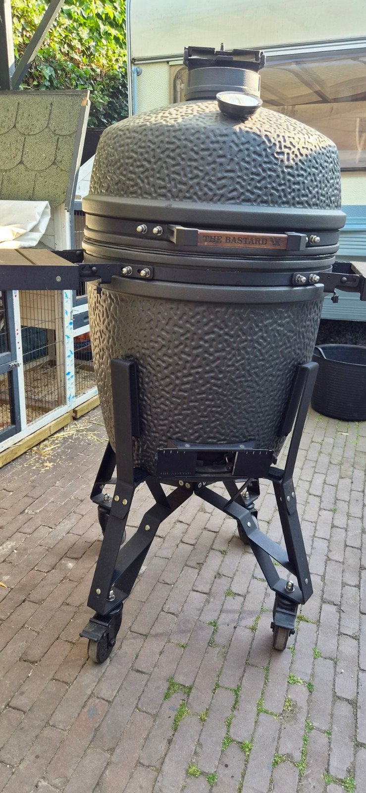 Bastard VX large urban base met scheur, Ophalen