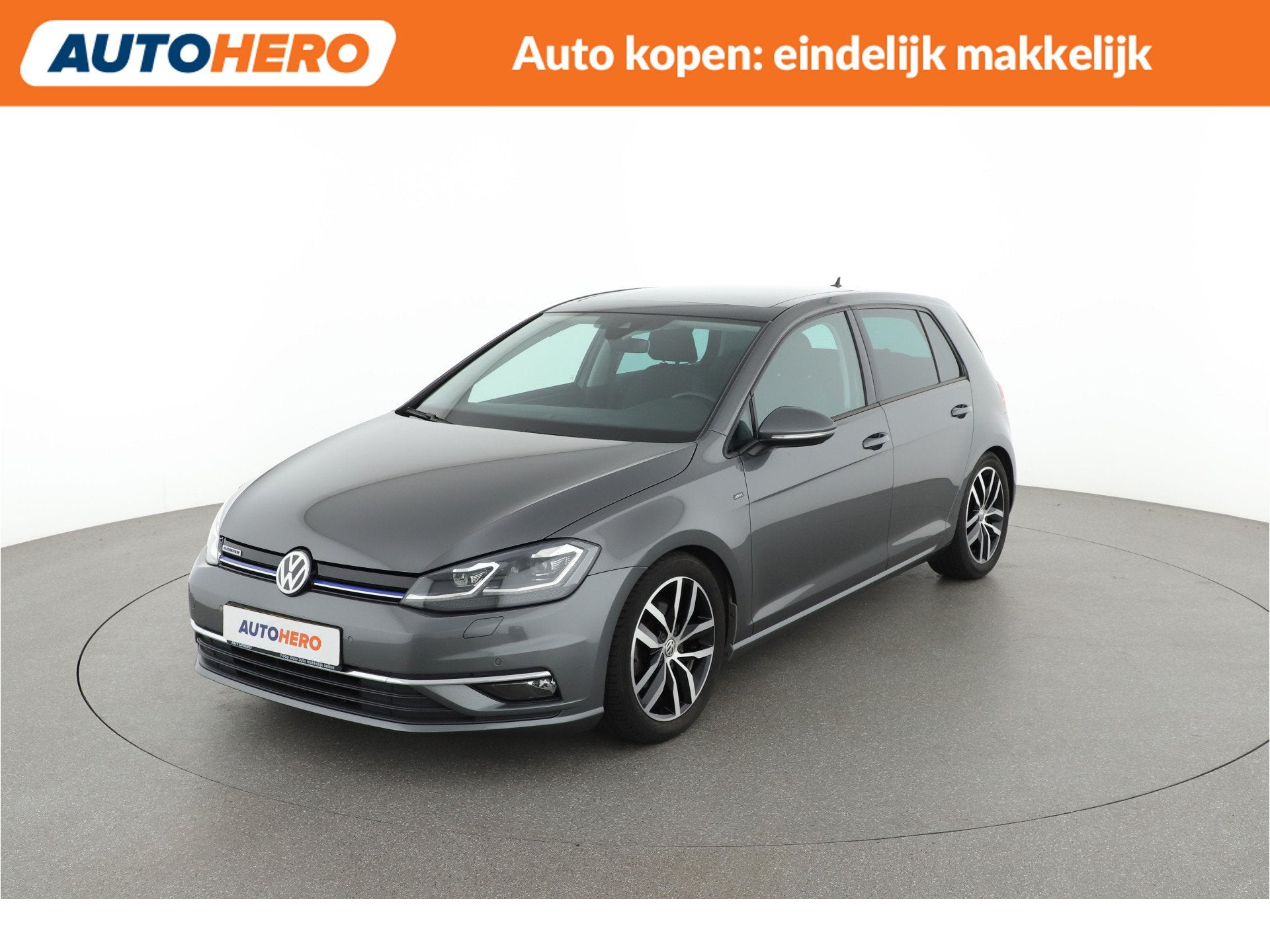 Volkswagen Golf 1.5 TSI Highline | UE48720 | (bj 2018), 4 cilinders, Met garantie (alle), Bedrijf, 1240 kg