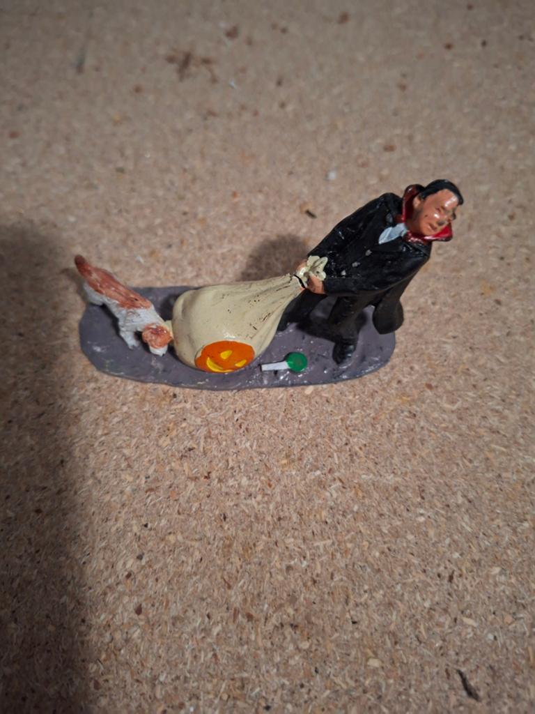 Lemax Spooky Town  big Bag Treats - Halloween Figuur, Ophalen of Verzenden