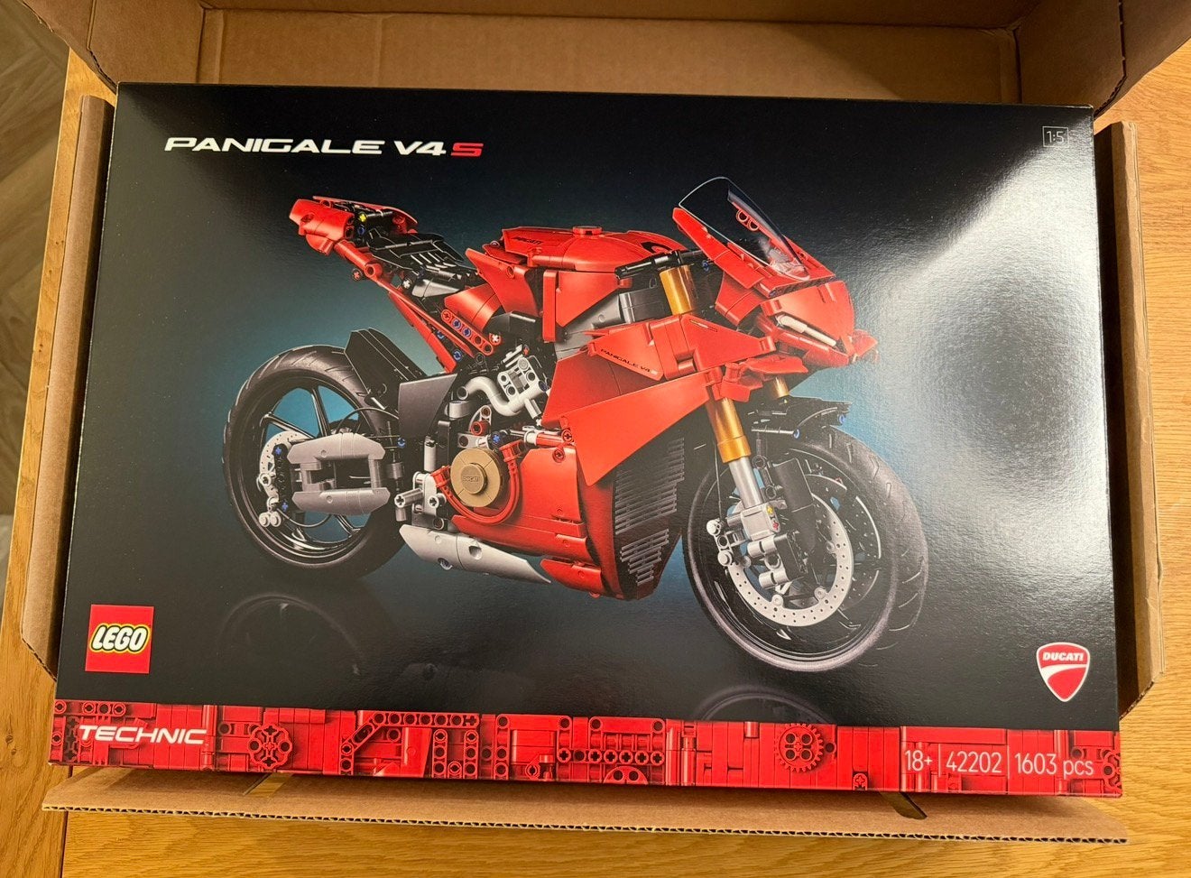 Lego 42202 Ducati Panigale V4 S - gloednieuwe en ongeopend, Lego, Nieuw, Ophalen of Verzenden, Complete set