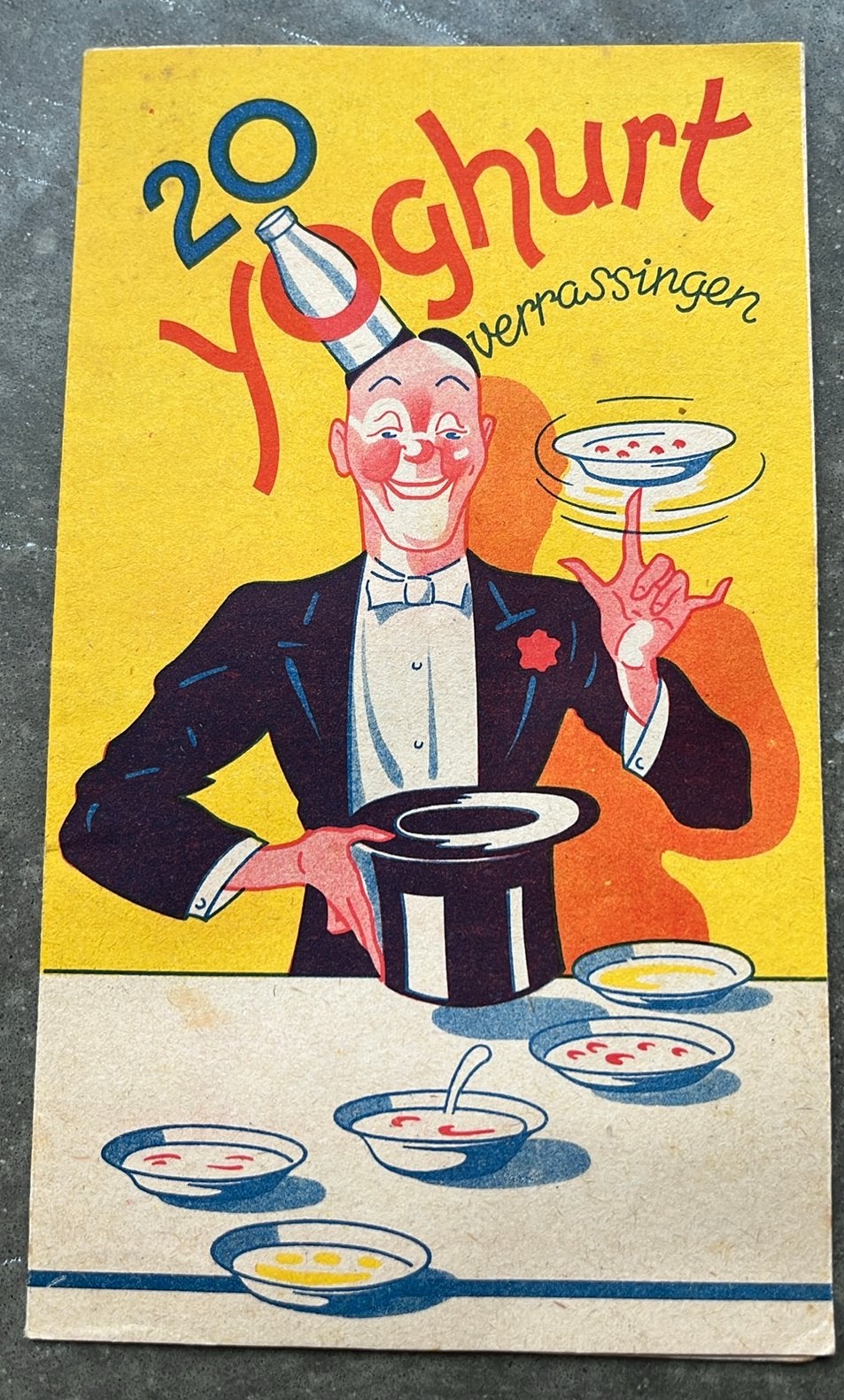 Oud receptenboekje uit 1938: 20 yoghurt verrassingen, Ophalen of Verzenden, Huis en Inrichting