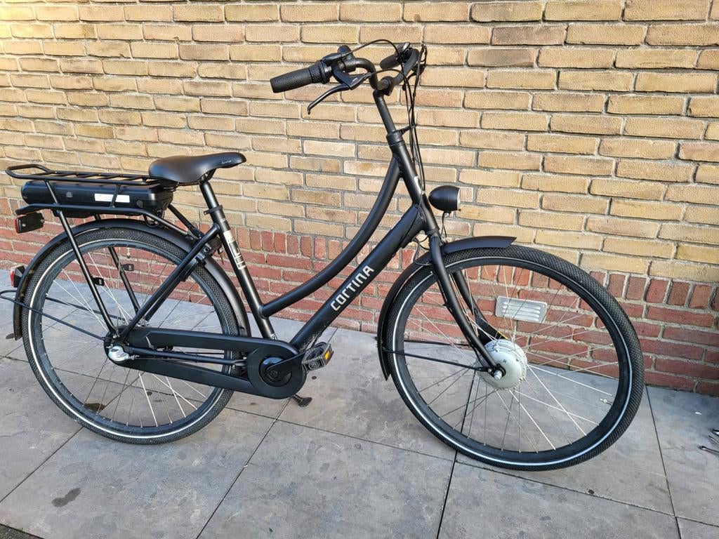 Cortina E-U1 Matzwart E-bike, Ophalen, Zo goed als nieuw, 47 tot 51 cm, Cortina