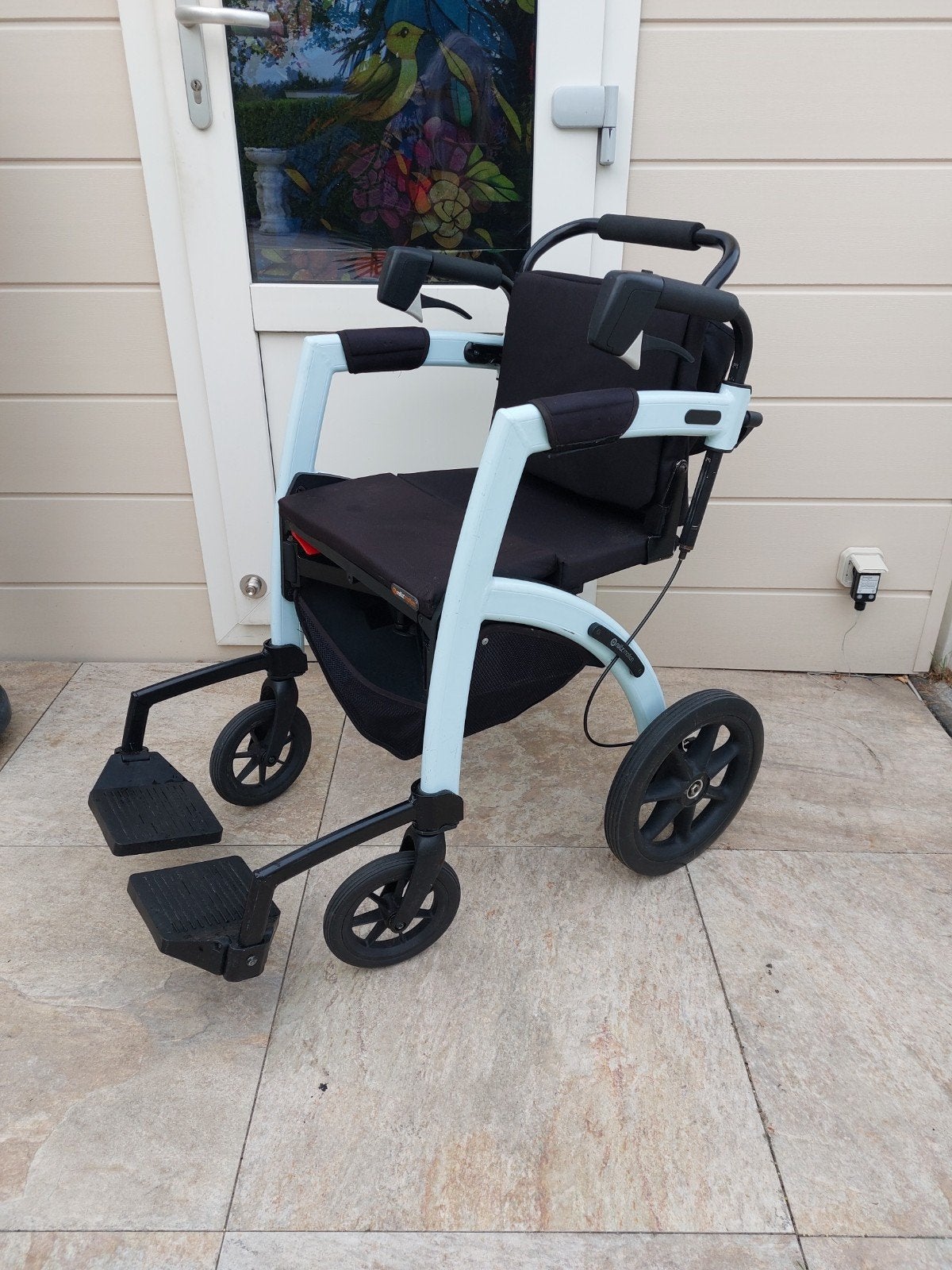 rollz motion ook in wit rollator rolstoel, Diversen, Ophalen of Verzenden, Zo goed als nieuw, Duwrolstoel