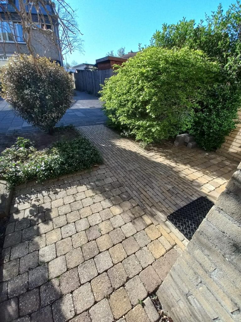 Gebruikte betonnen klinkers voor terras of oprit, Tuin en Terras, Ophalen, Gebruikt, Klinkers, 10 m² of meer