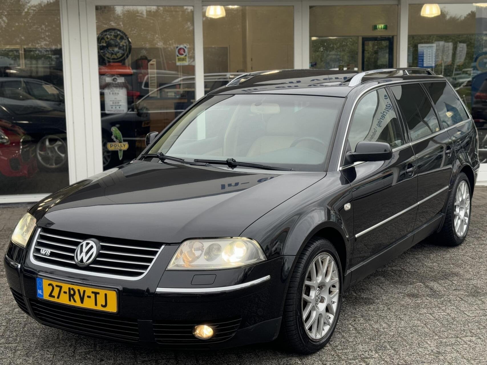 Volkswagen Passat Variant 4.0 W8 4Motion 275pk Automaat,Sch., Auto's, Volkswagen, Gebruikt, Zwart, Leder, 1751 kg