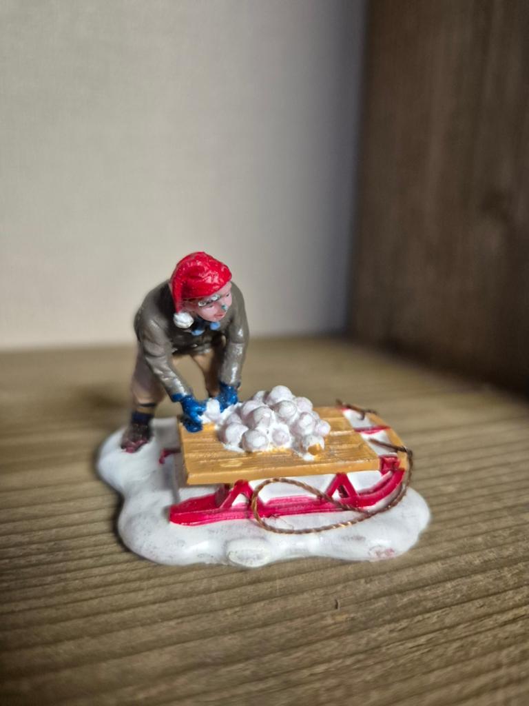 Lemax figuur 12 kerstdorp kersthuisjes, Diversen, Kerst, Ophalen of Verzenden, Zo goed als nieuw