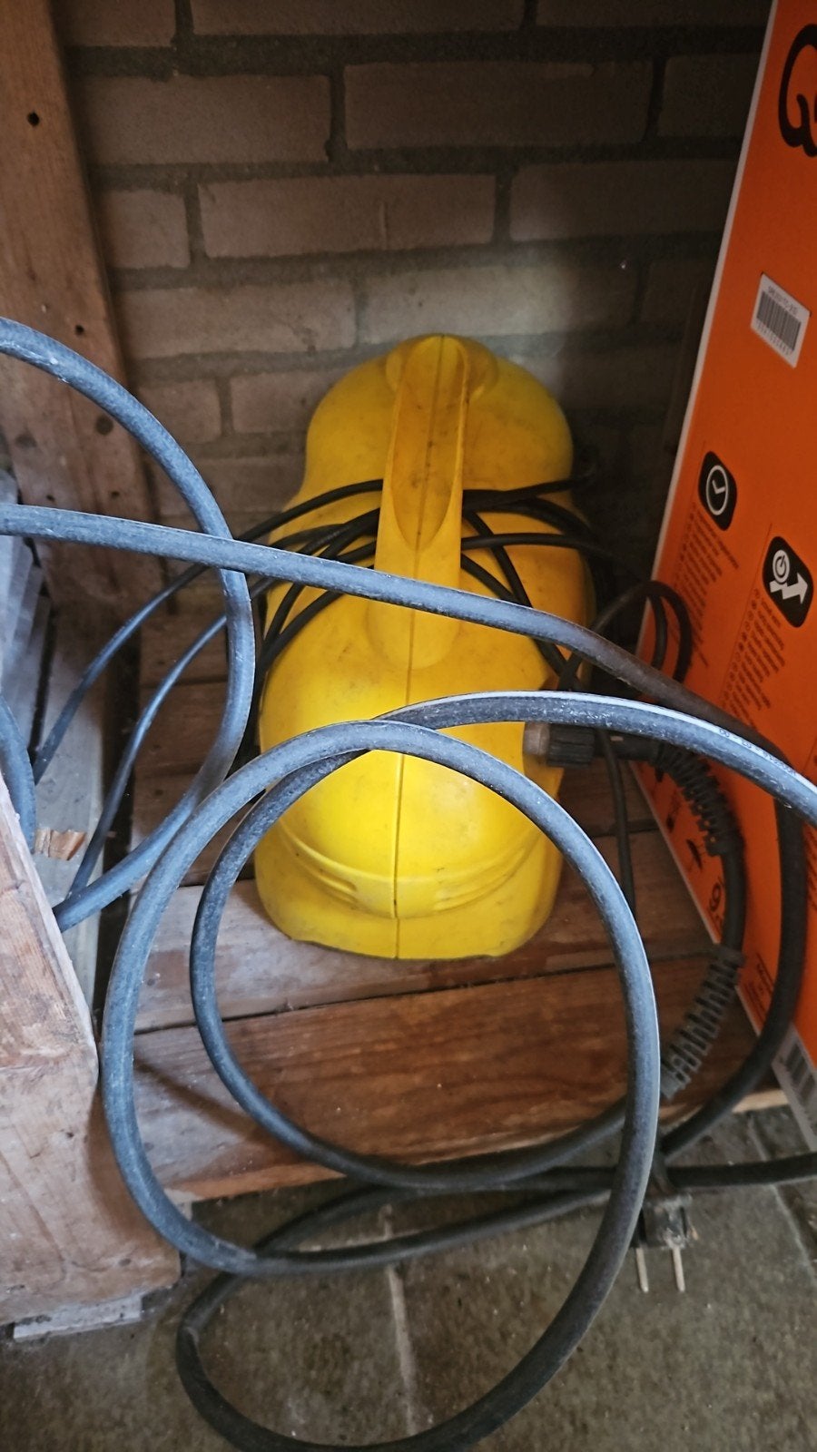 Hogedrukreiniger - Ideaal voor diverse klussen, Ophalen, Gebruikt, Elektrisch, Met regelbare waterdruk