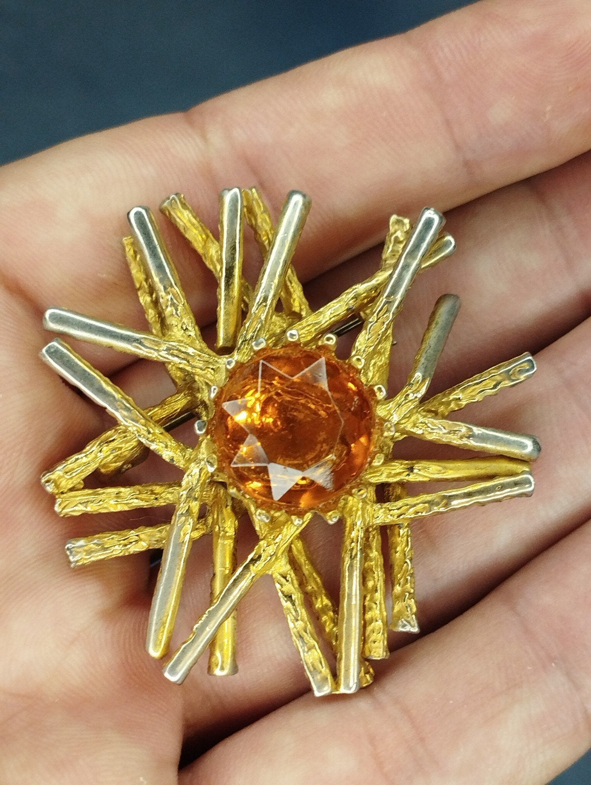 Zeldzame vintage broche gemerkt Hollywood, Sieraden, Tassen en Uiterlijk, Broches, Ophalen of Verzenden, Zo goed als nieuw, Zilver