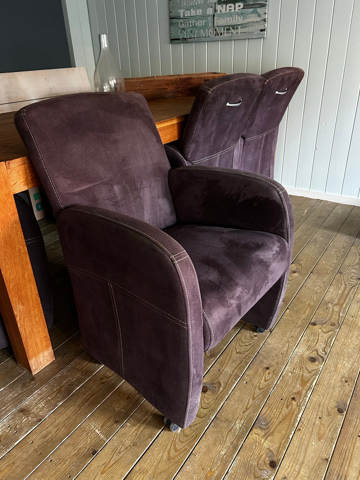 Comfortabele eetkamerstoelen met wieltjes - 4 stuks, Ophalen, Gebruikt, Twee, Overige kleuren