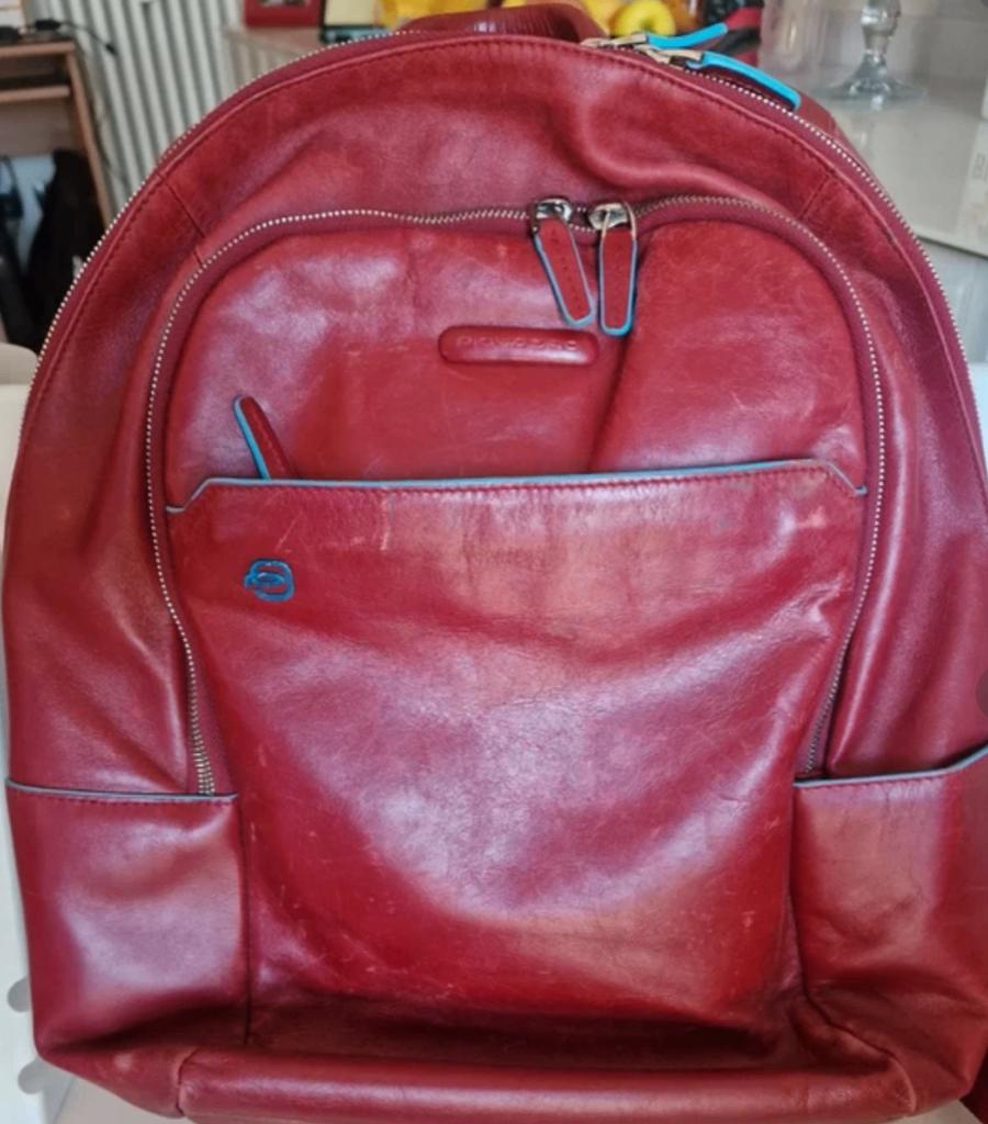 Piquadro rugzak rood 15" - met stikselmankement, Gebruikt, 15 inch, Verzenden, Rood
