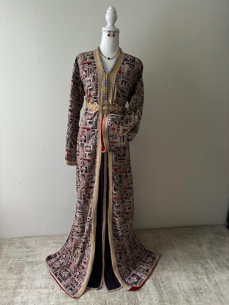 Takchita te HUUR, Kleding | Dames, Gelegenheidskleding, Ophalen, Zo goed als nieuw, Maat 46/48 (XL) of groter, Overige typen