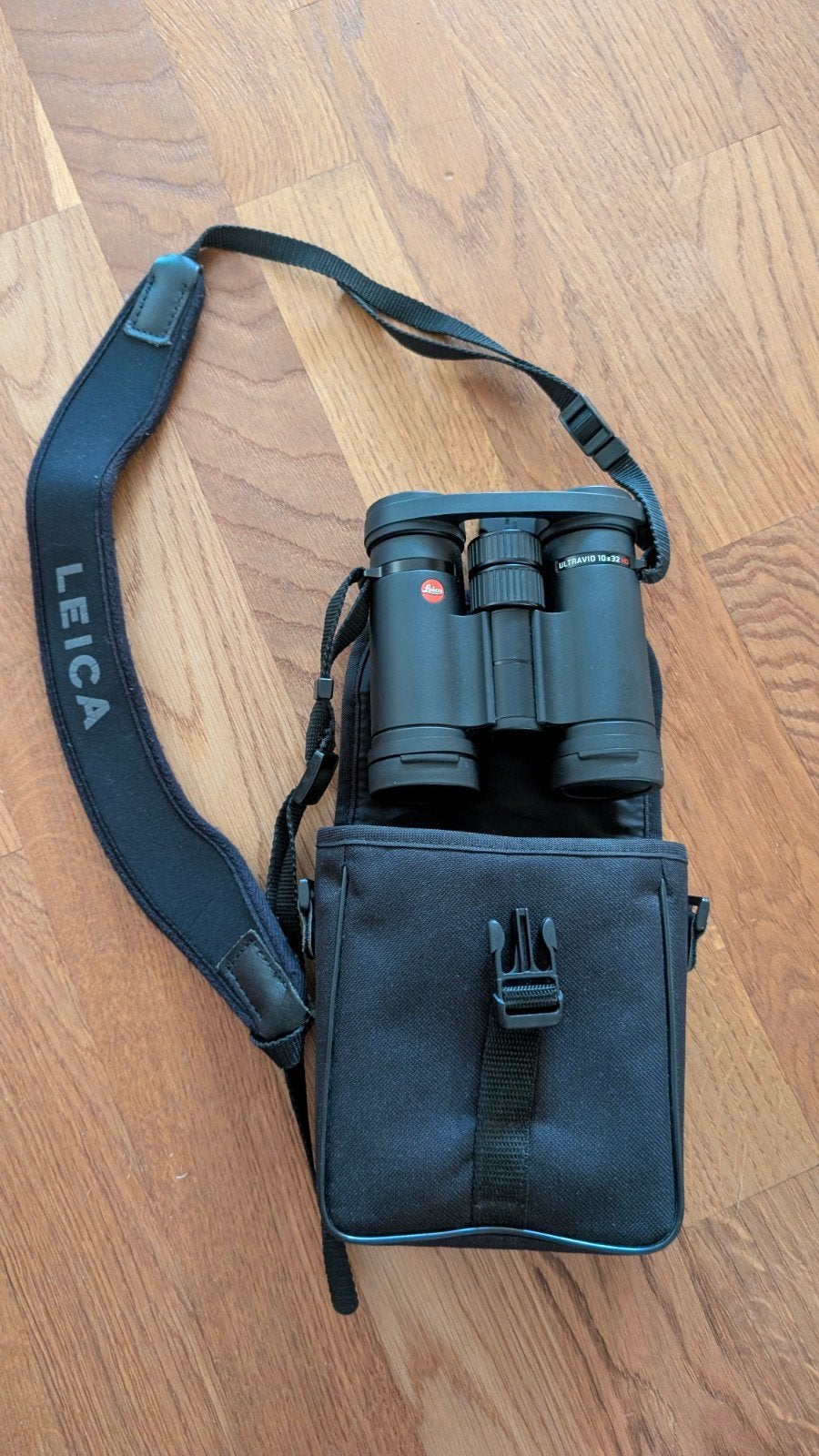 Leica Utravid 10x32 HD weinig gebruikt, Ophalen of Verzenden, Zo goed als nieuw, Schoudertas, Overige merken