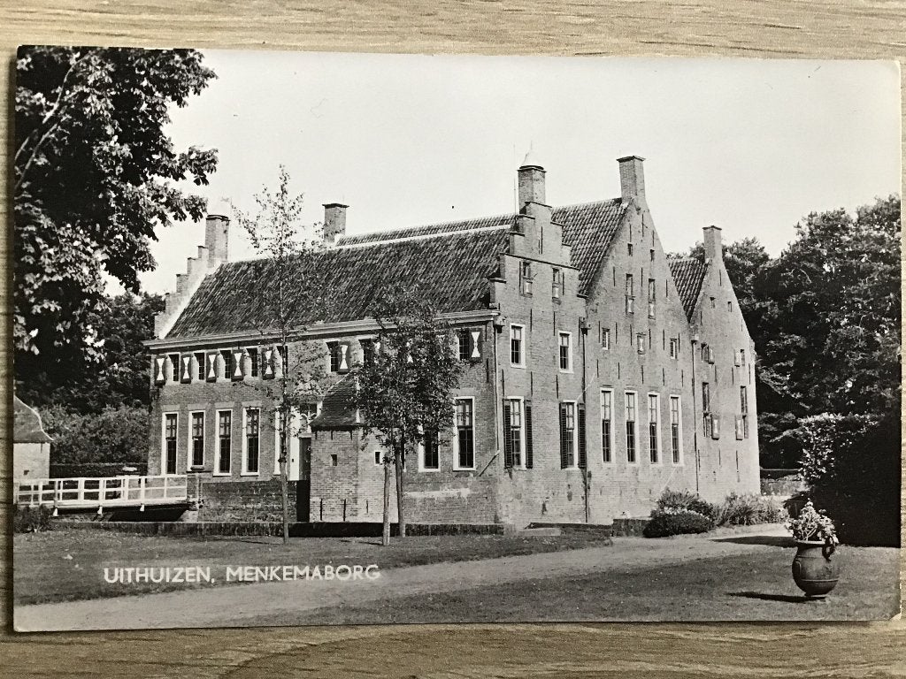 Uithuizen Menkemaborg 1975, Verzamelen, Verzenden, 1960 tot 1980, Gelopen, Groningen