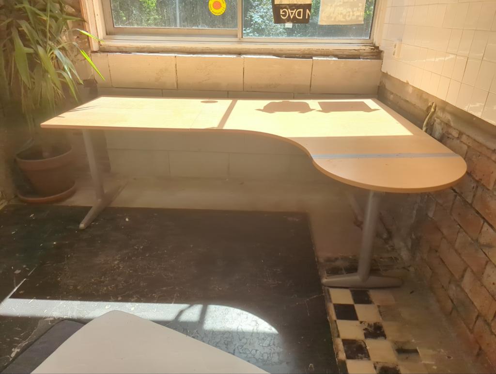 Bureau free, Ophalen, Gebruikt