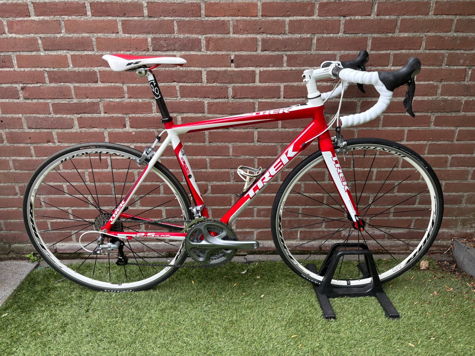 Trek Alpha 2.5 (54) Racefiets, 28 inch, Ries-Cycles, Velgrem, Aluminium
